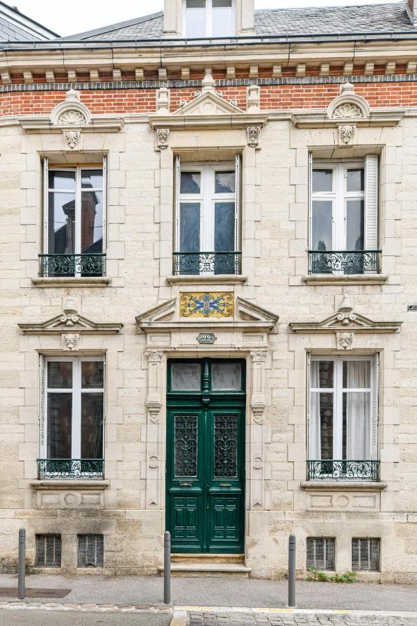 La Maison De Reina Troyes Exterior photo